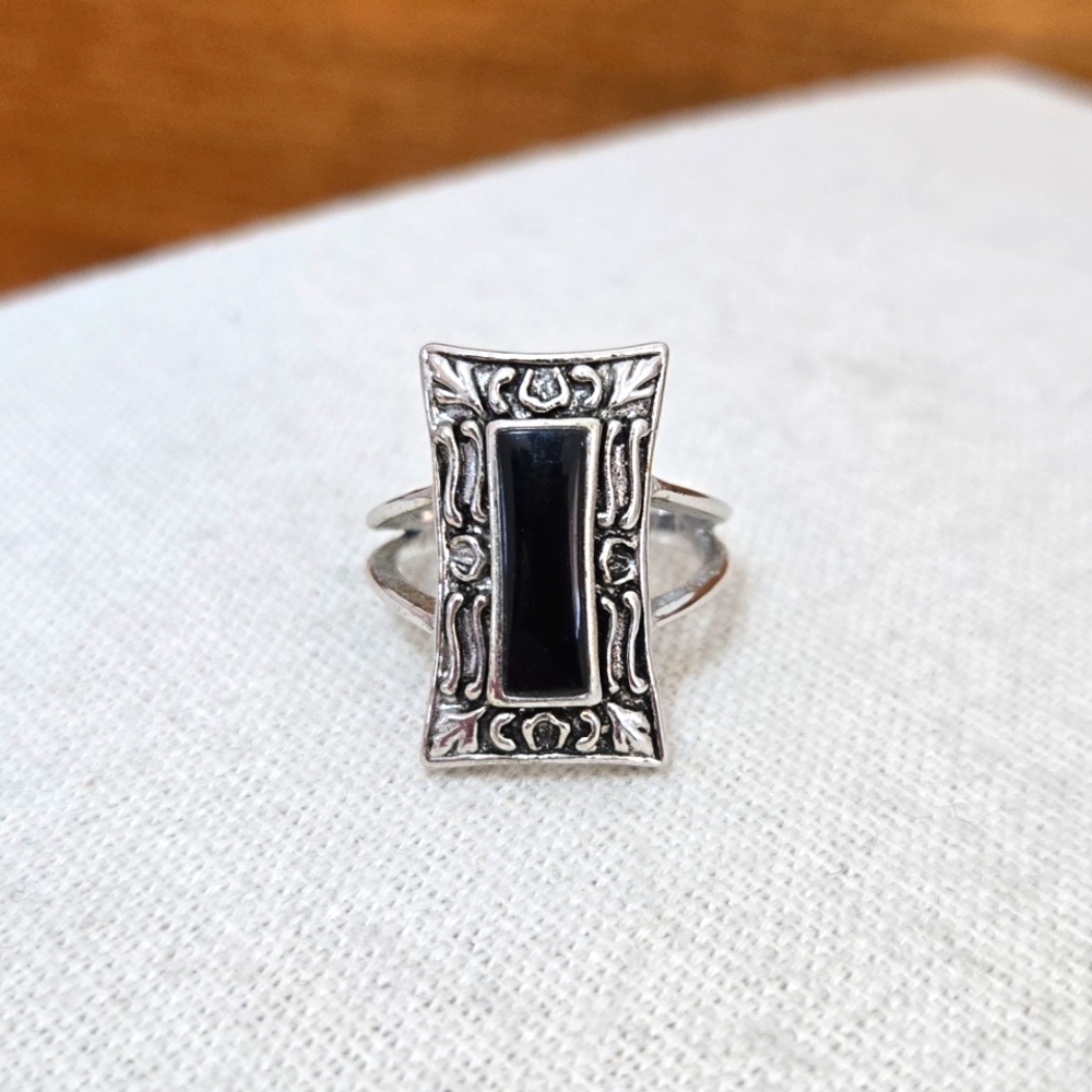 Silver & Black Rectangular Ring Made In Thailand - image 3